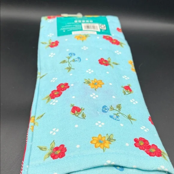 The Pioneer Woman Sweet Rose Kitchen Towels - Red, Yellow, Blue Floral - Picture 7 of 9